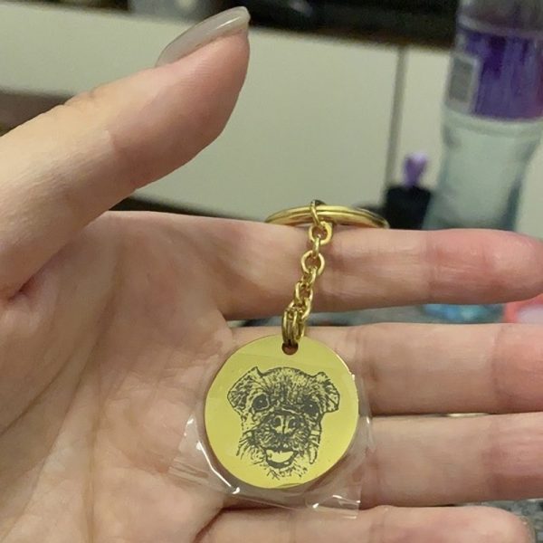 gold pet portrait keychain